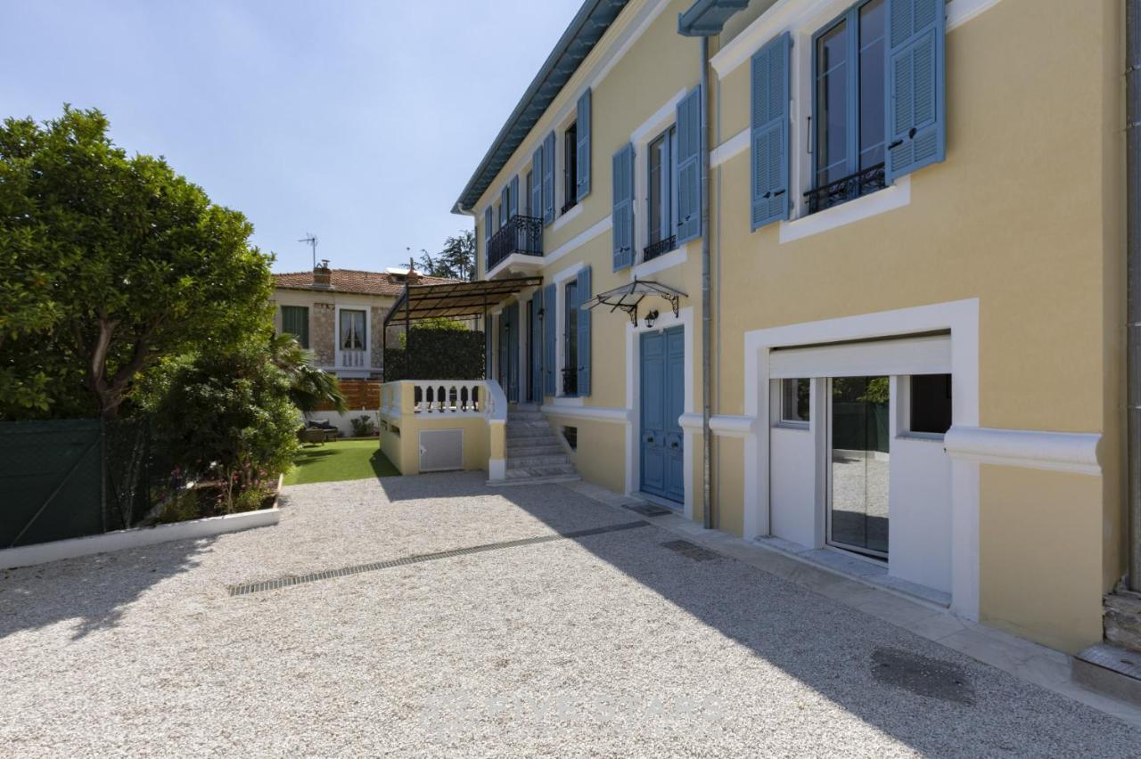 ביוליו-סור-מר Villa Capriciosa - Five Stars Holiday House מראה חיצוני תמונה